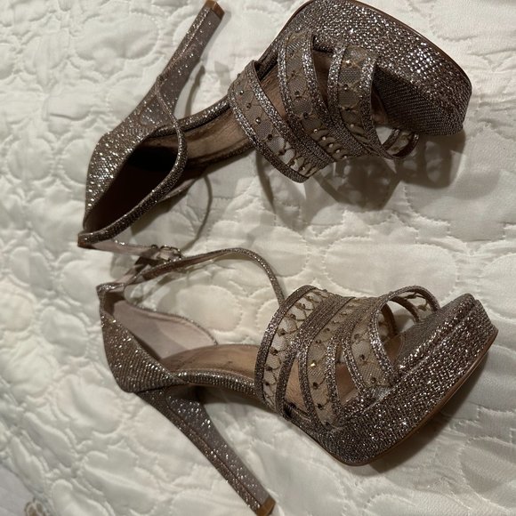 Gold Platform Heels Rhinestone - Picture 2 of 3